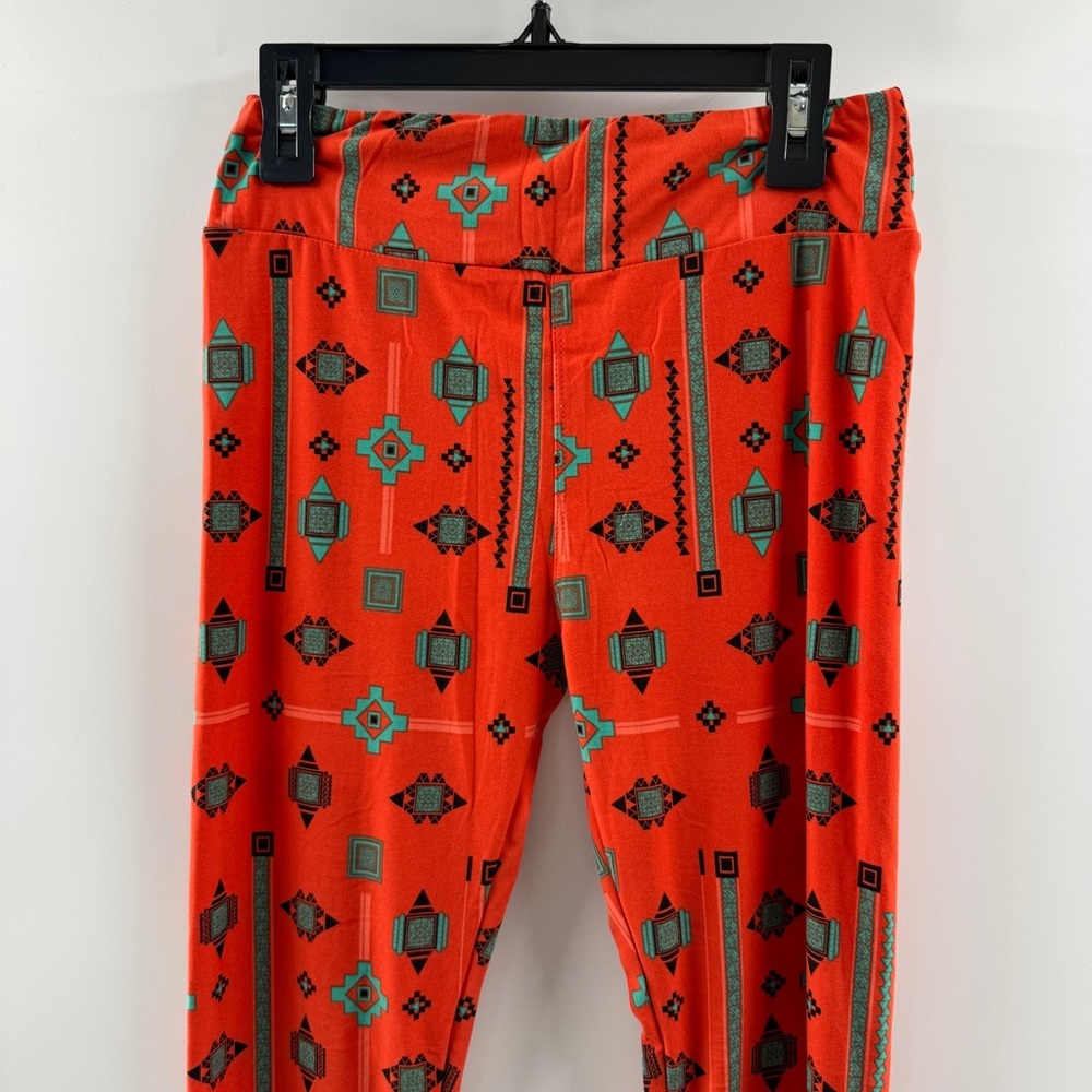 LuLaRoe One Size (OS) Leggings – Buttery Soft Stretchy Printed Leggings - Picture 3 of 5